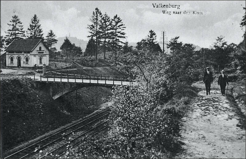 wachtpost-16-oud-valkenburg-bij-spoorbrug