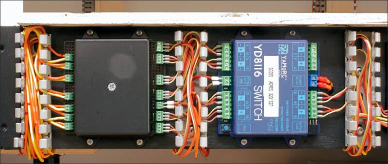 MP4-aansturing-YD8116-print-bistabiel-relais