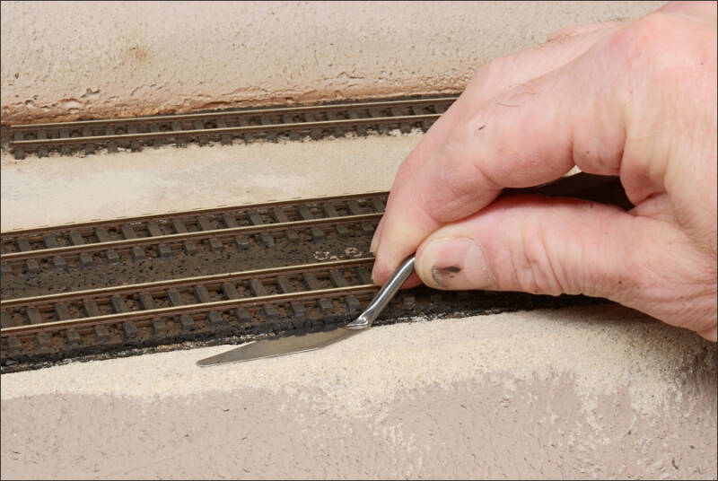 pad_langs_ballastbed_modelbaan