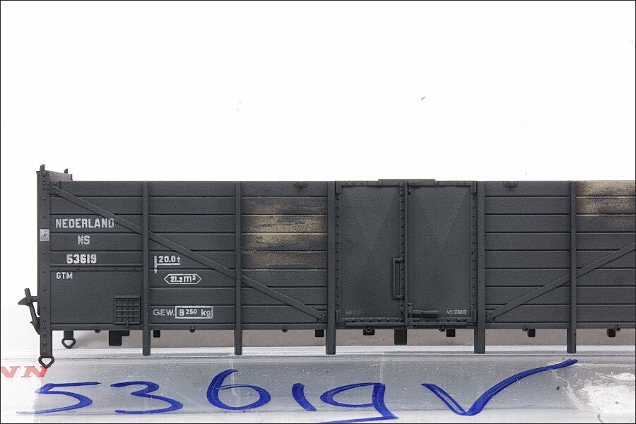 planken_treinwagon_weatheren_verf_airbrush_2