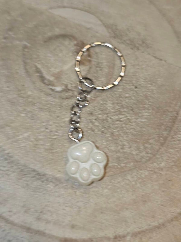 PORTE CLE PETITE PATTES