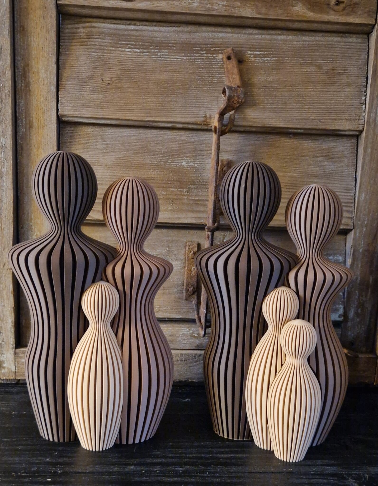 Gezinsbeeldjes - Bruin 25 cm -