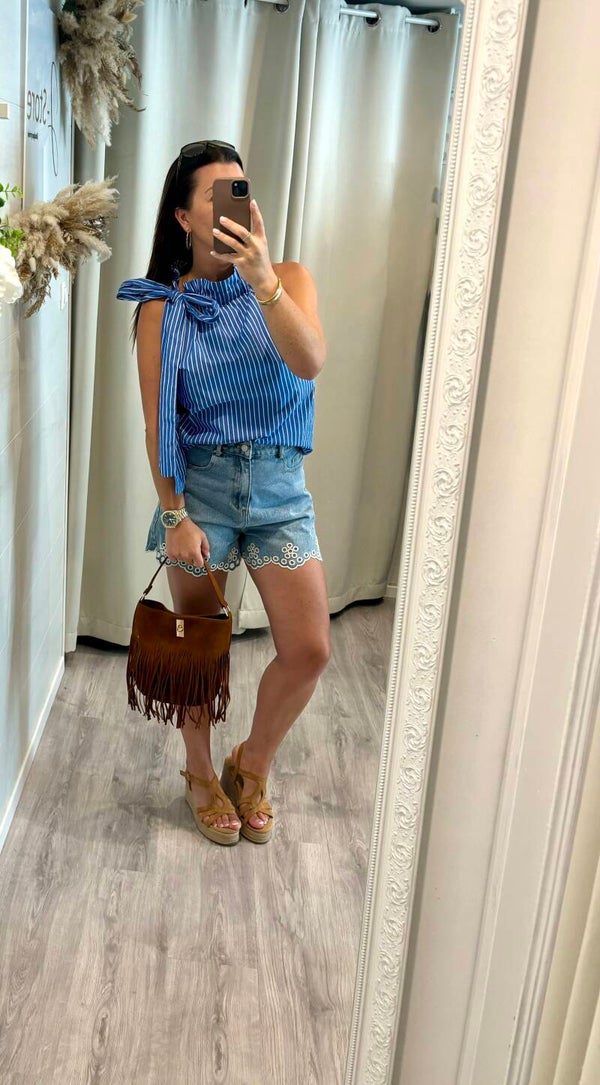 Short Julie
