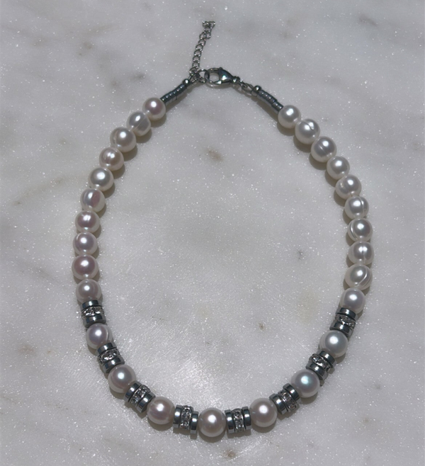 Salt & Pearl