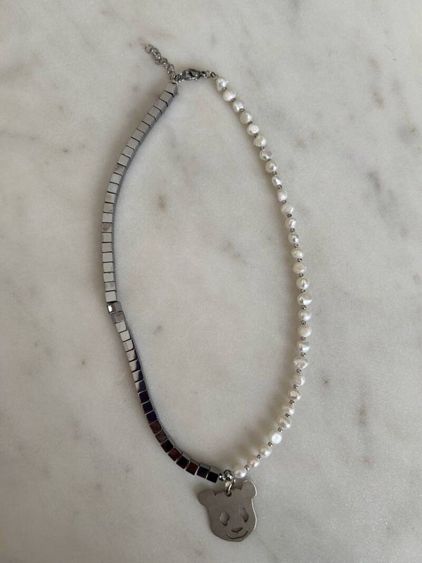 Style... with Small Pearls