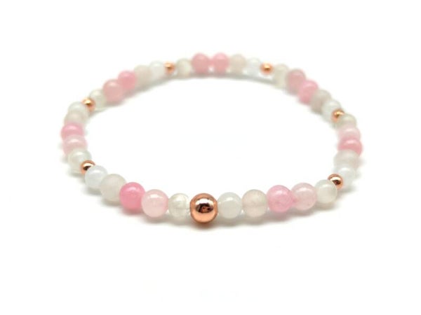 Armband "Beauty" 4mm // Rosenquarz gefrostet und glänzend, Mondstein,Jade Rosa und Weiß//Gold,rosé oder Silber
