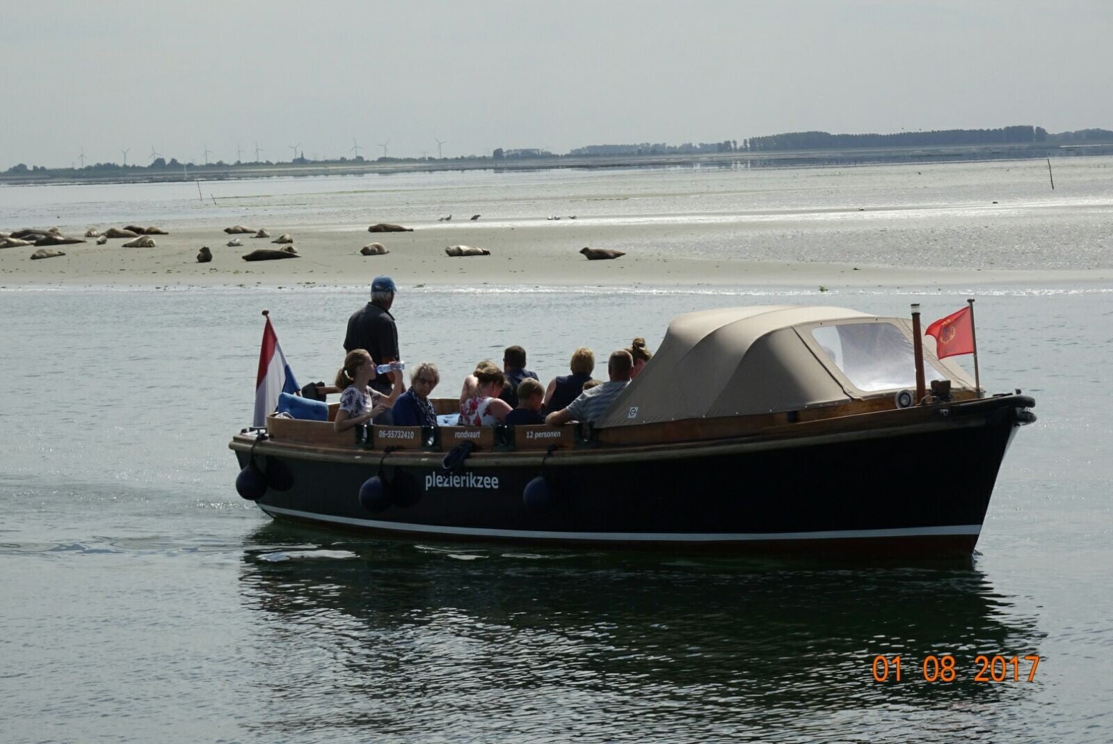 Sloep Plezierikzee (1961, met schipper) van Plezierikzee in Zierikzee