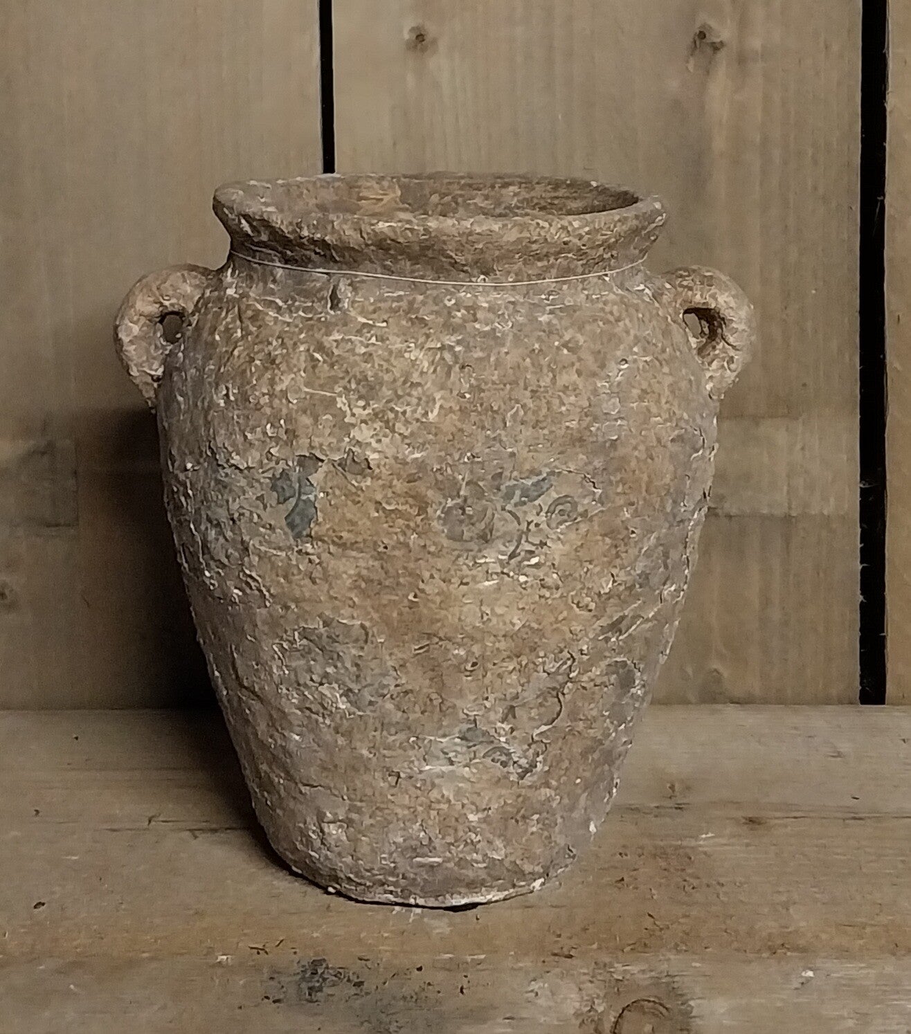 Hoge pot met oortjes