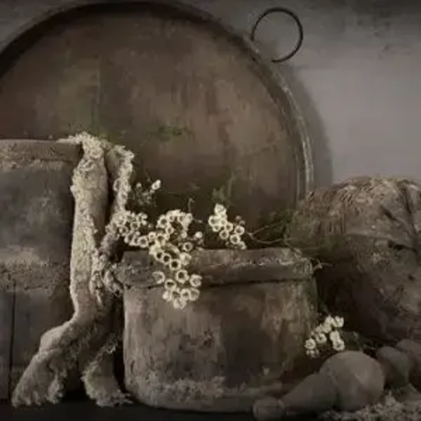 Spatscherm lichte potten met bloemetjes