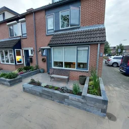 2e hands muurblokkken