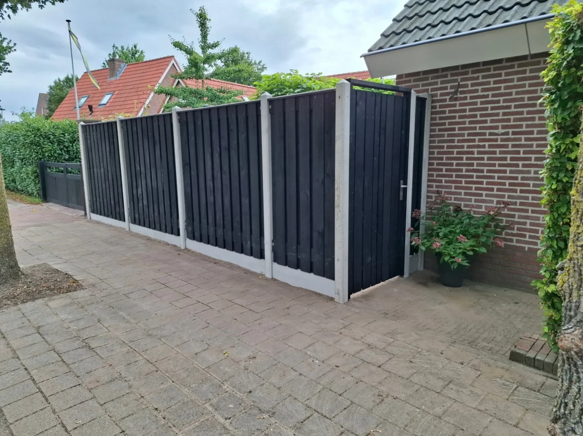 Douglas hout-beton Schuttingen