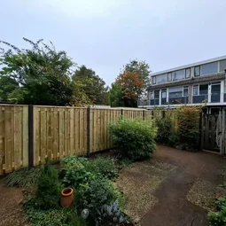 hout-beton schutting geimpregneerd