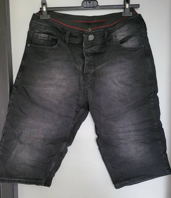 Bermuda jean noir