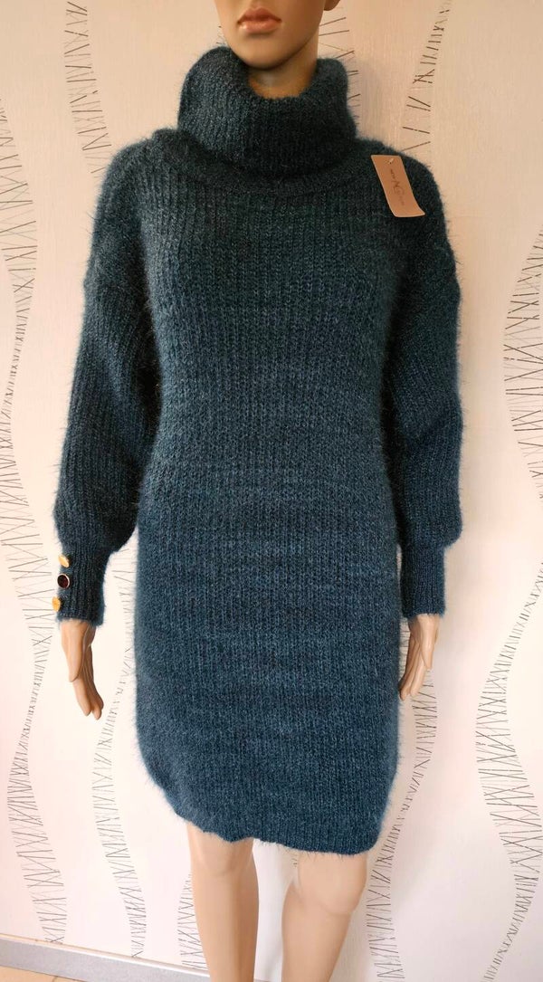 Robe pull col roulé