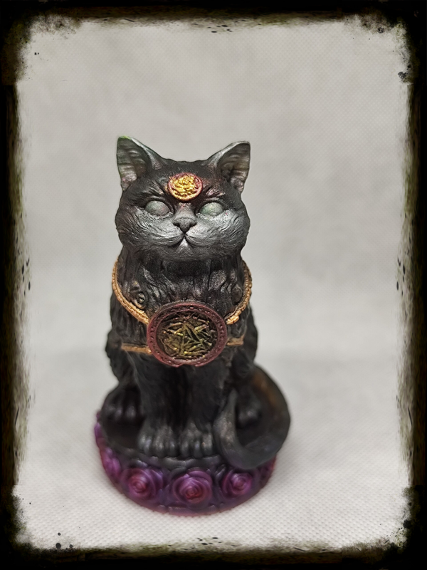 Le Chat "Salem" : Gardien Mystique et Ésotérique