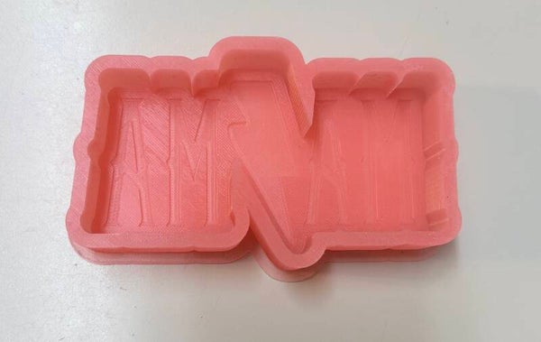 “MAMA” W/Lightning Bolt