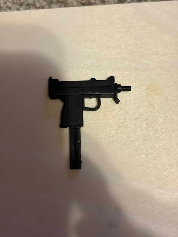 M 11 sub gun 1/6