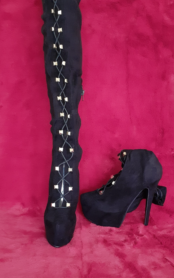 Stiletto Draw-string Boot