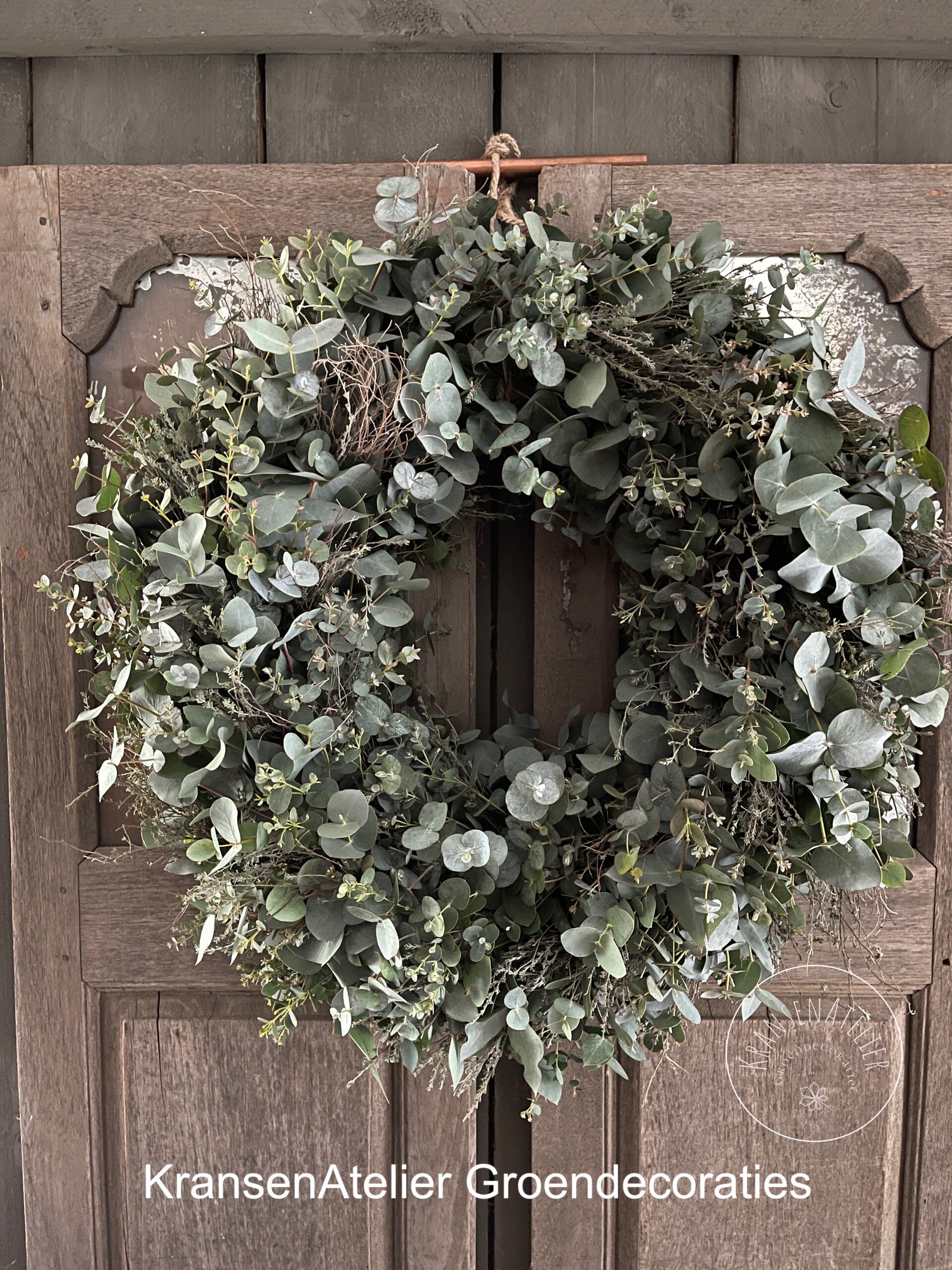Kunstmatige Eucalyptus Krans 45 Cm - Groene Bladeren Krans Voor Voordeur, Lente Decoratie, Buiten En Binnen