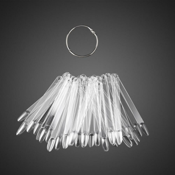 Tips op de ring-ovaal doorzichtig