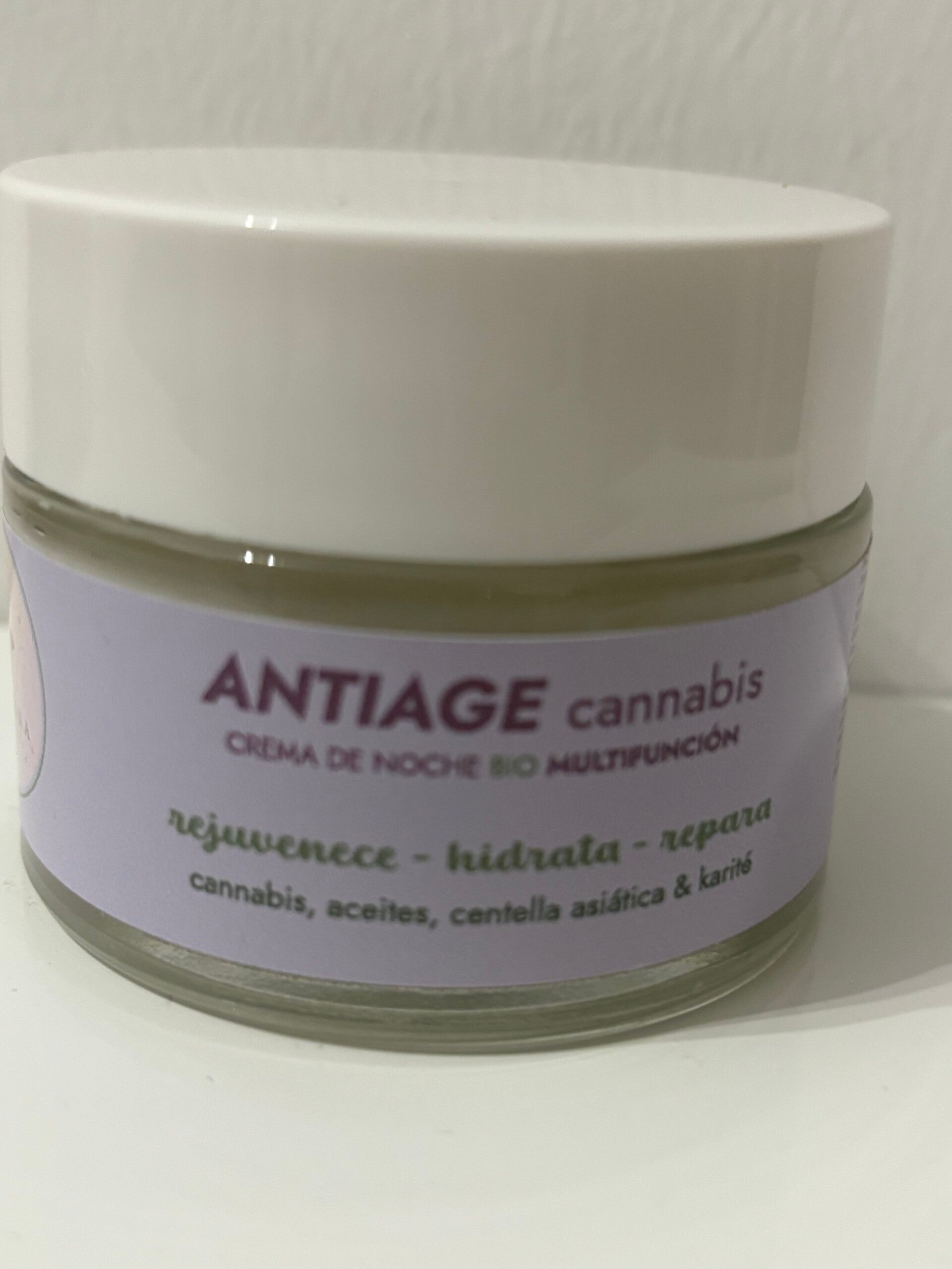 Crema de noche ANTIAGE cannabis BIO Multifunción