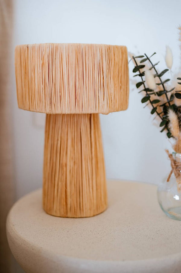 Lampe en raphia