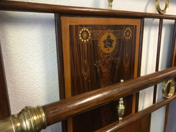 Italiaans bed ingelegd hout 19e eeuw