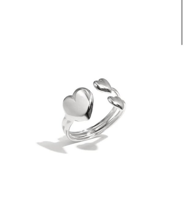 🤍 Sweetheart Ring