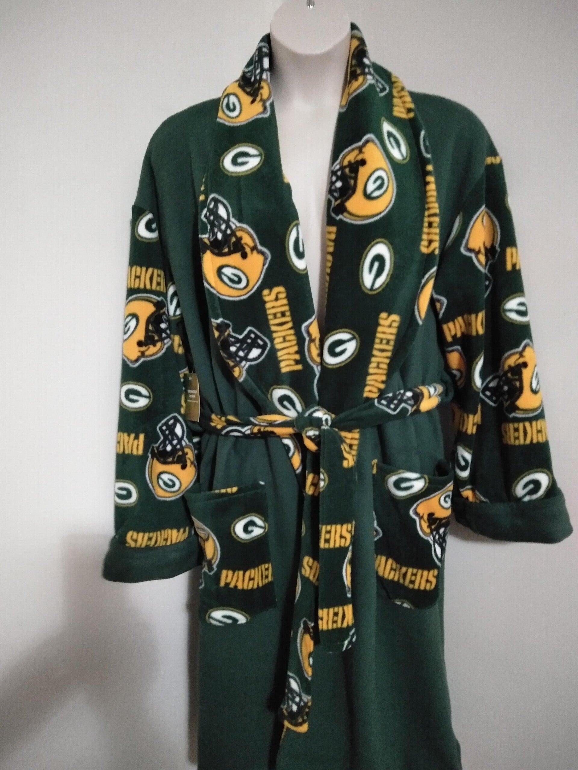 Unisex Robe w/Matching Slippers