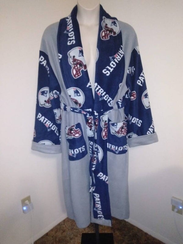 Unisex Robe w/Matching Slippers