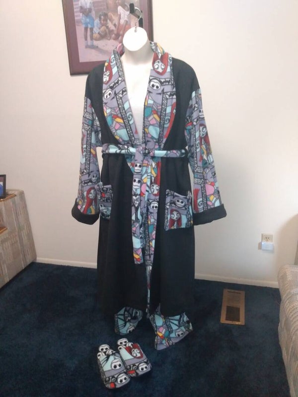 Unisex Robe w/Matching Slippers