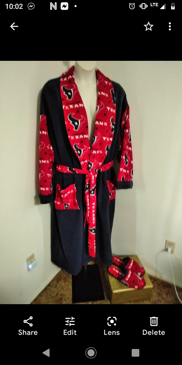 Unisex Robe w/Matching Slippers
