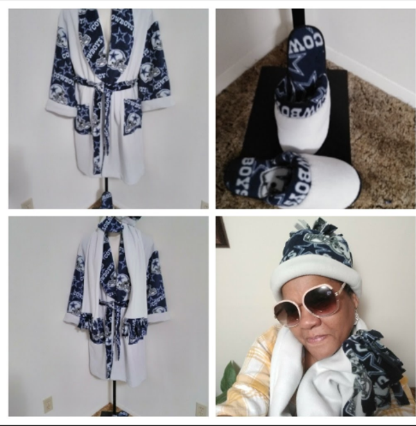 Unisex Robe w/Matching Slippers