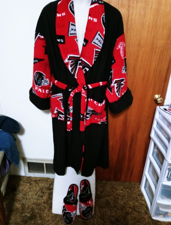 Unisex Robe w/Matching Slippers