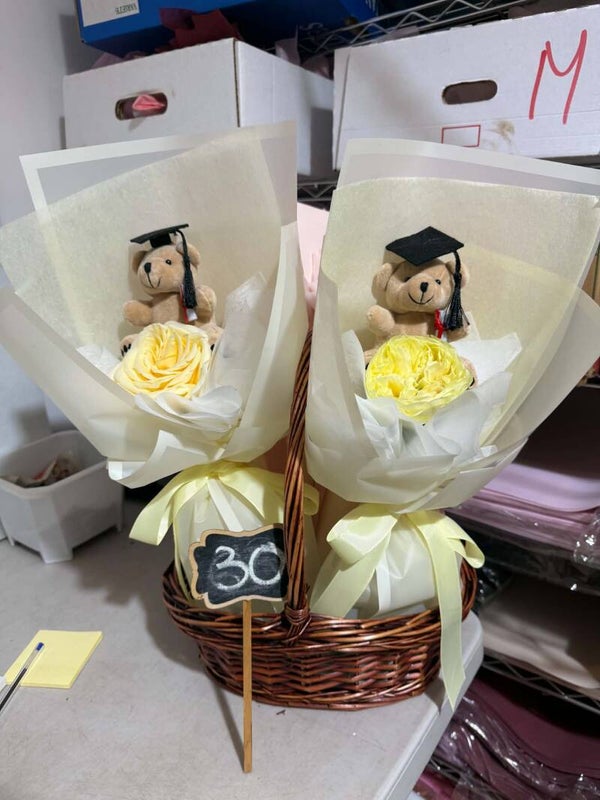 Graduation Flower and Bear