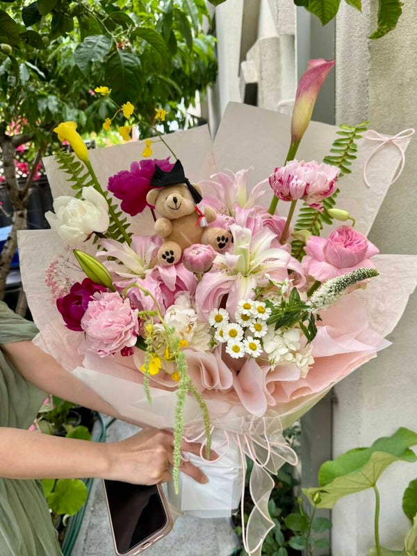 Female Graduation Bouquet