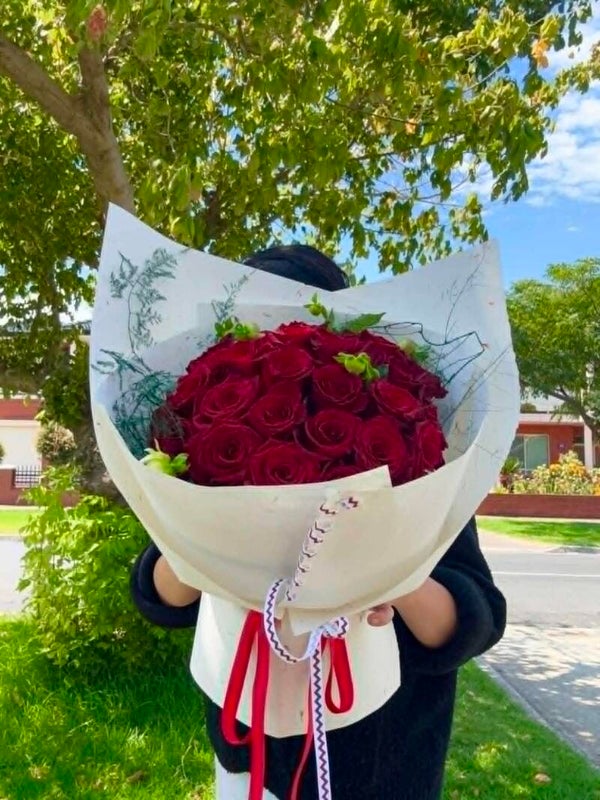 25 Red roses $200