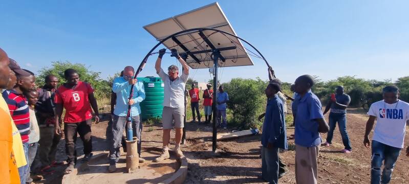 Grundfos Unterwasserpumpe wird für die nächsten 25 JAHREN pumpen.