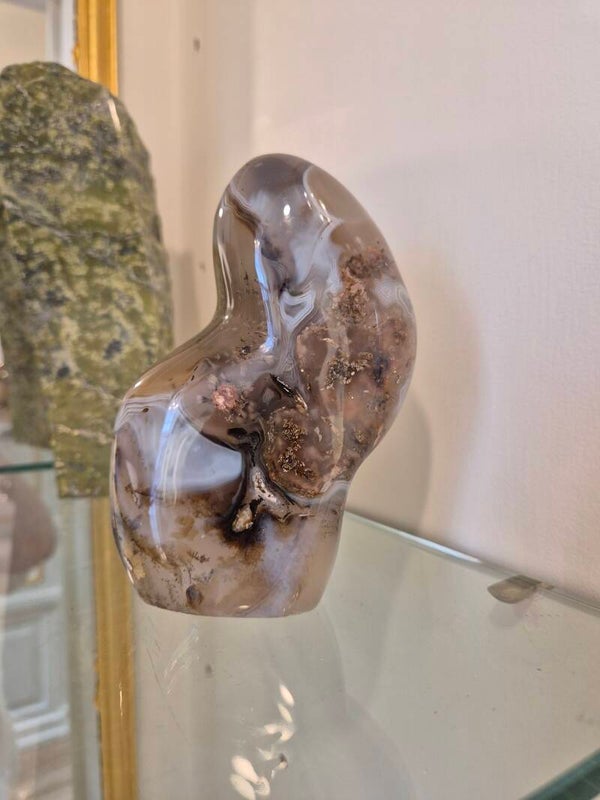 Agaat sculptuur gepolijst