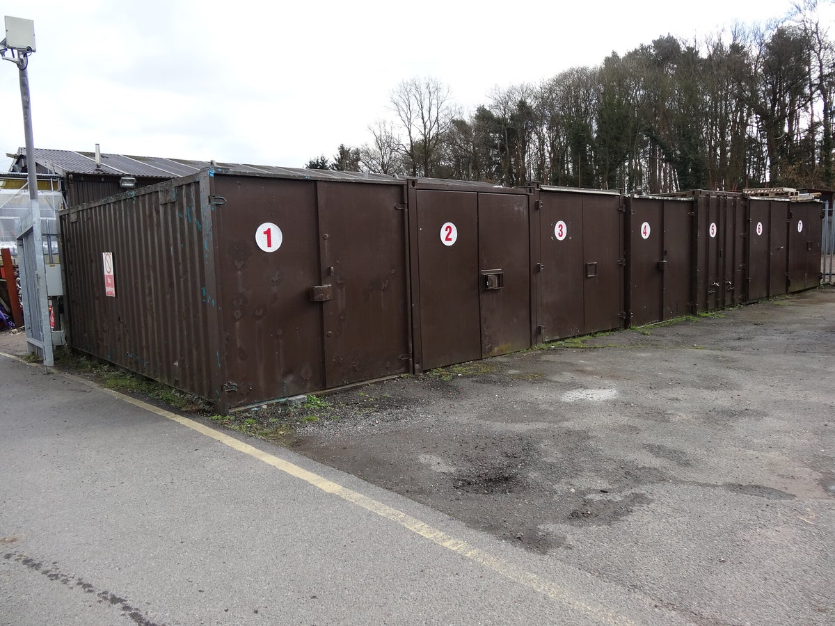 Units Available moores open storage