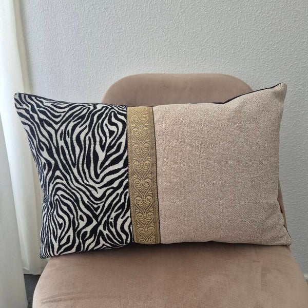 Luxe handgemaakte kussen Zebra & Goud, 60x40cm