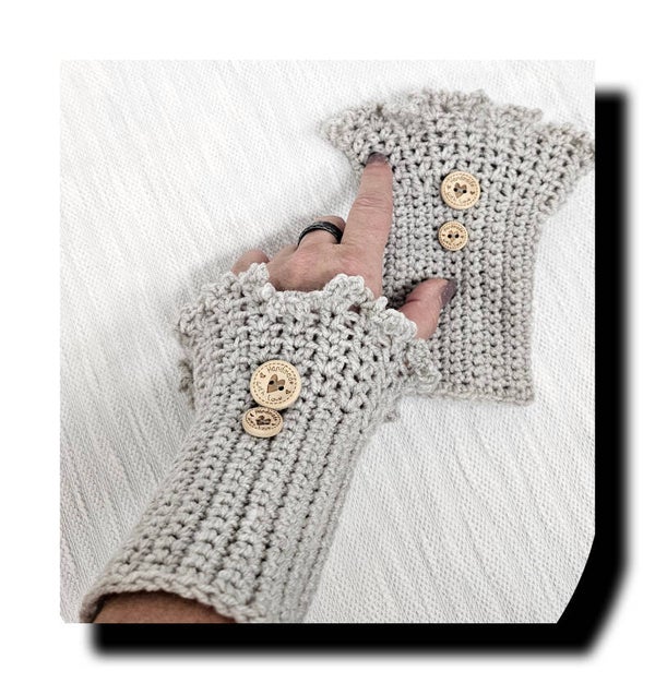 Luminda Handstulpen mit Knöpfe