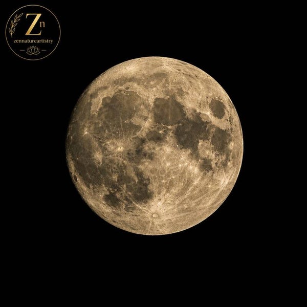 Luna - moon