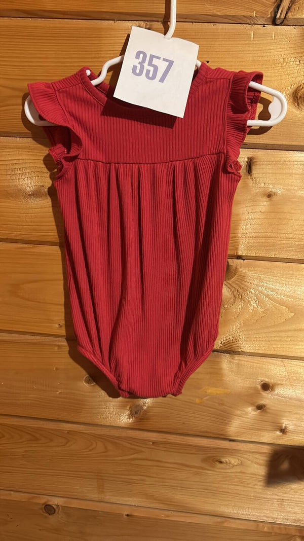 Old Navy 3-6 months ribbed body suit