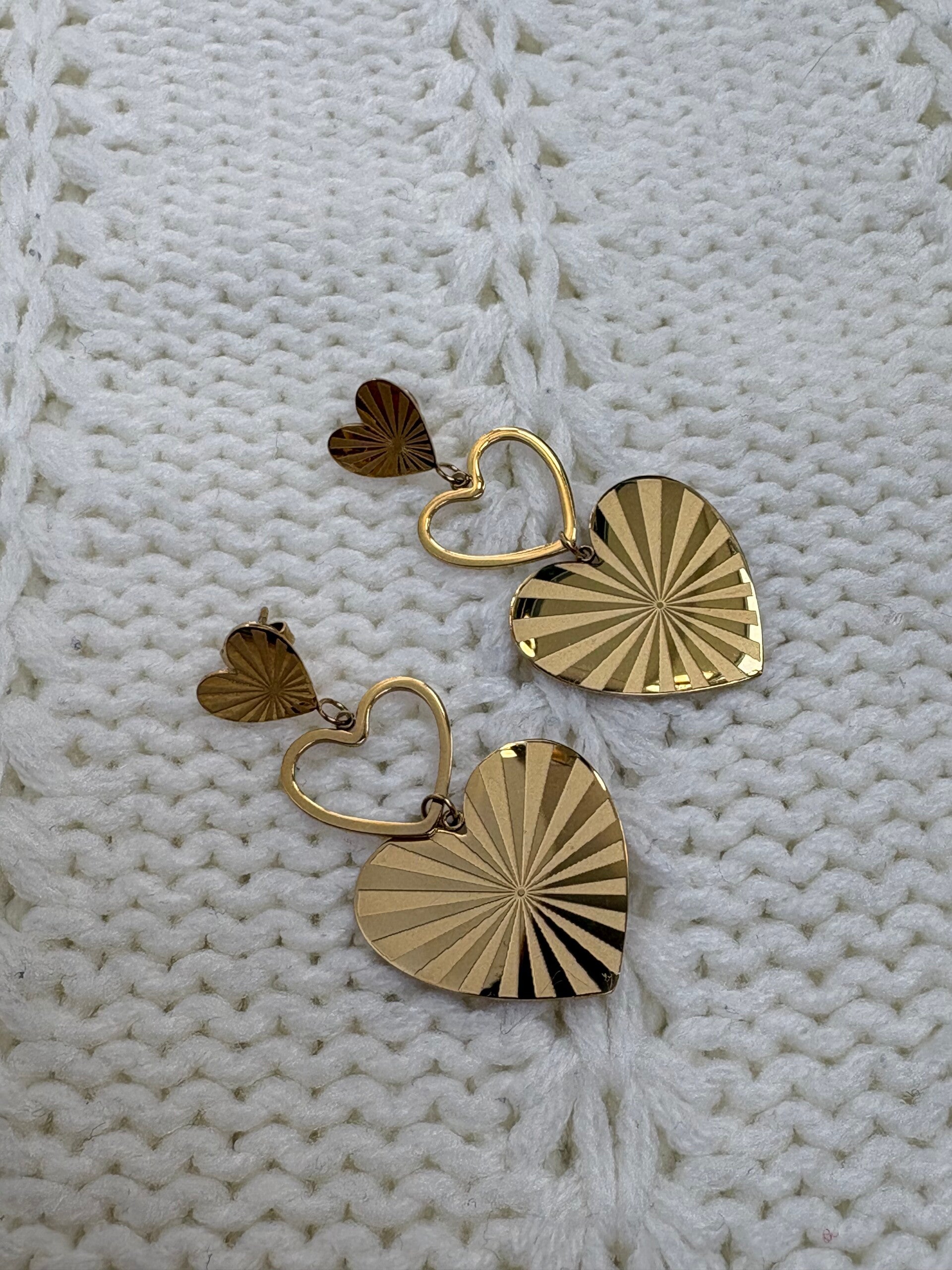 Oorbellen Love - goud