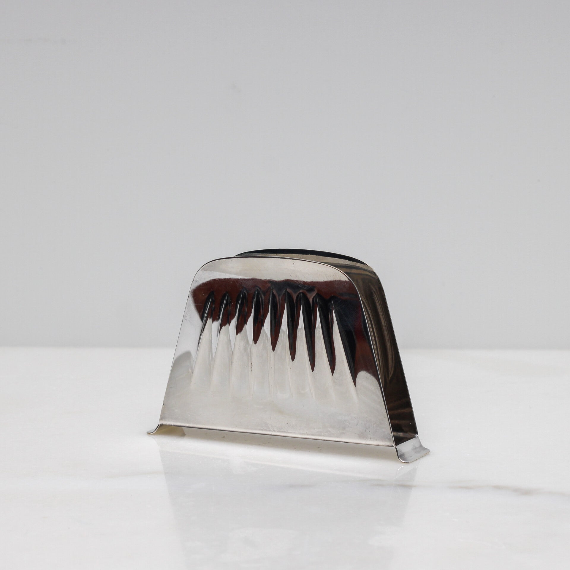 Willems & Zonen (later Gero) Art Deco verzilverde servethouder