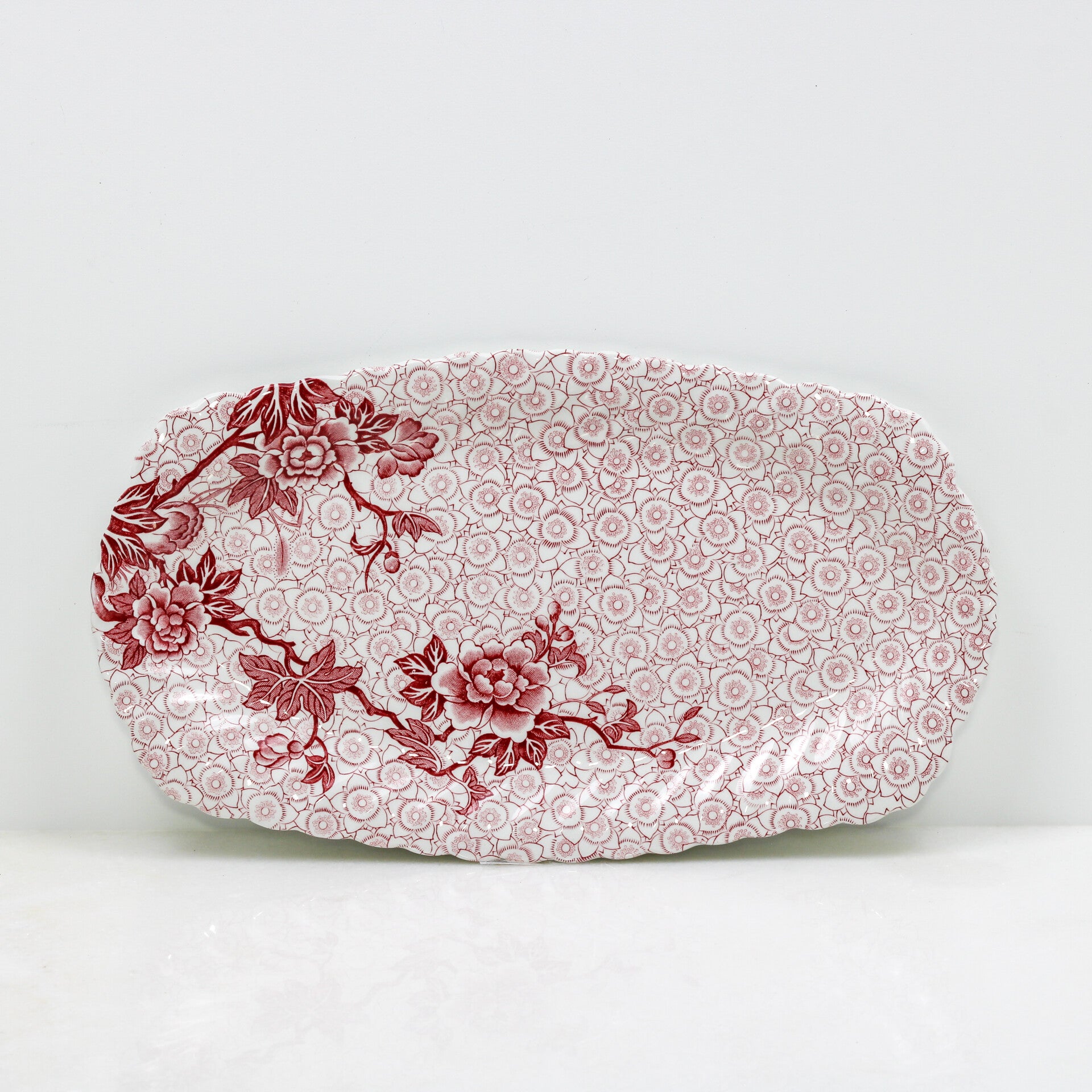 Johnson Brothers serveerschaal uit de serie "Lotus Red Pink"