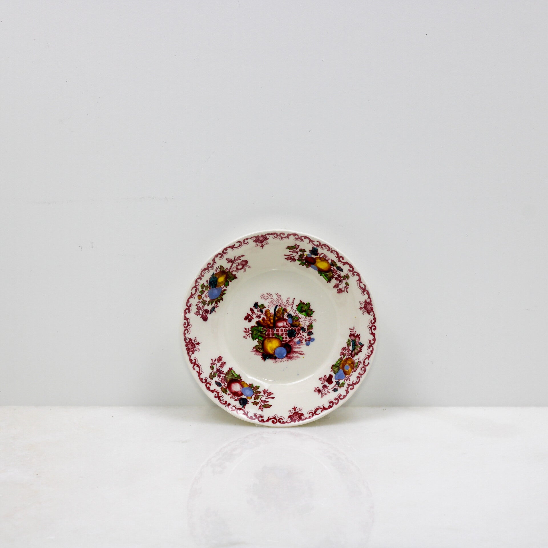 Mason's klein schaaltje uit de serie "Fruit Basket"