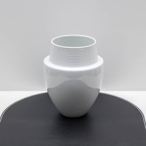 Mid-Century Modern: Vintage Kahla 'Op-Art' Reliëfvaas