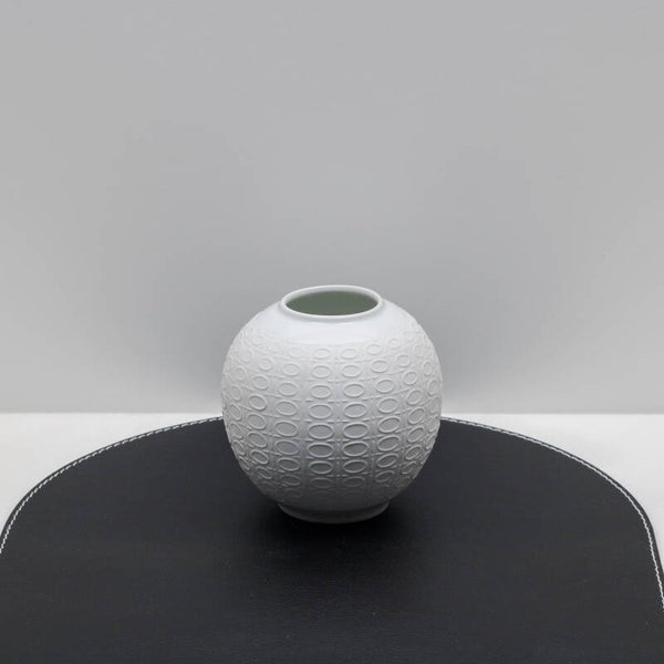 Mid-Century Designicoon: Royal KPM 'Handarbeit' Balvaas (Model 614)